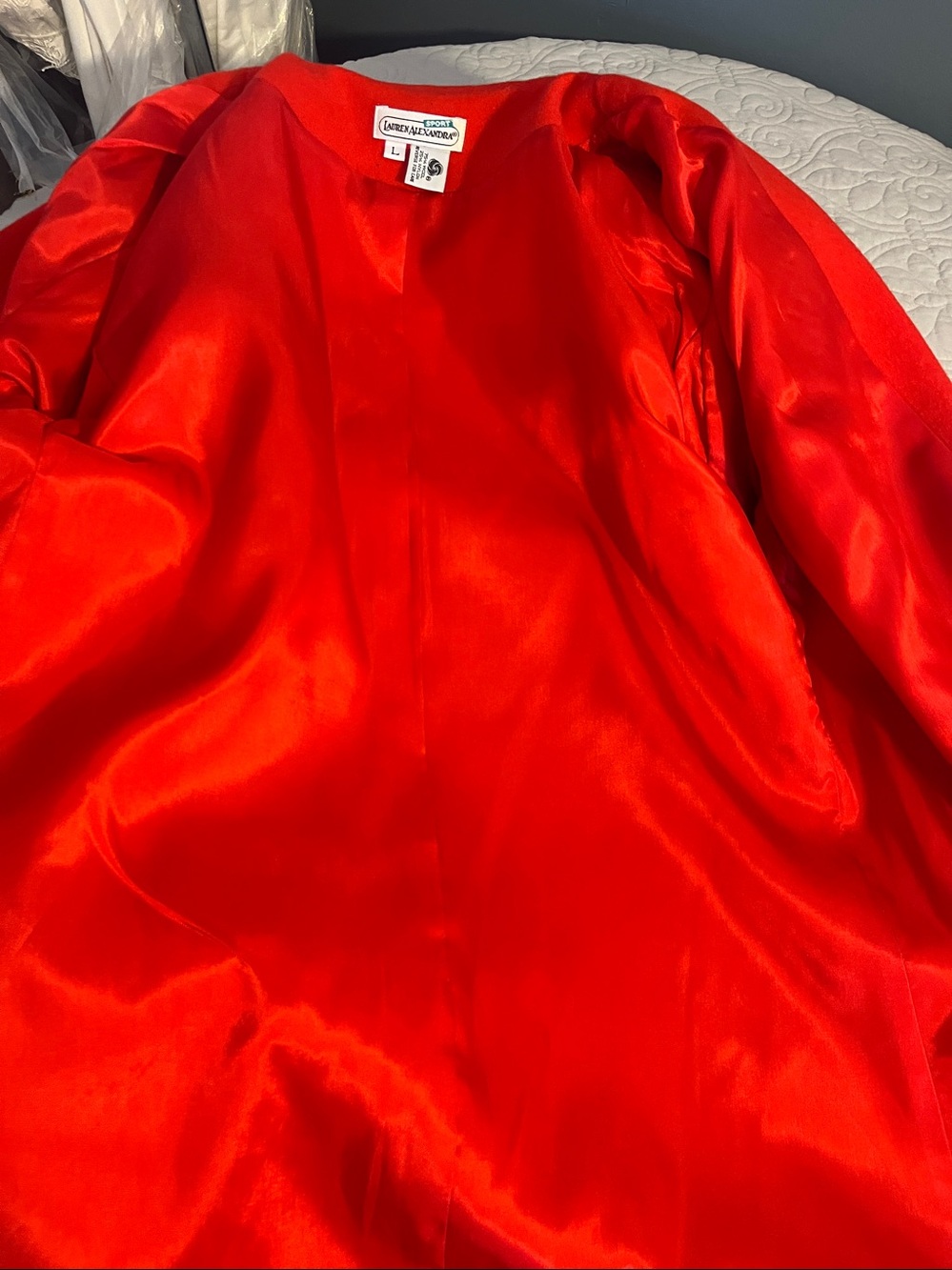 Women's Red Single-Button Blazer with Decorative Gold Button - Picture 6 of 6